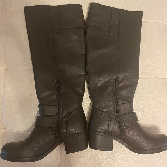 Nine West Boots - Picture 2 of 3